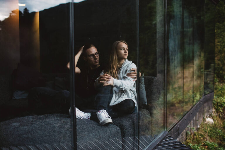 Study Tracks New Source for Radio Emissions from Black Hole Core Study Tracks New Source for Radio Emissions from Black Hole Core